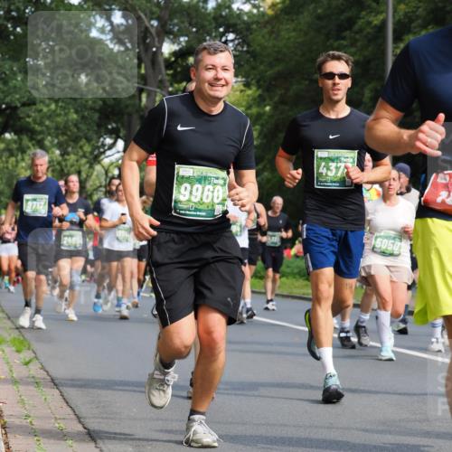 13.09.2026 - 21. swb-Marathon Bremen TobiasT http://msf.ph/oto/10284763 13.09.2026 12:10:16 Laufen 9717, 2485, 9960, 2, 26, 437, 114, 5050 meine-sportfotos.de
