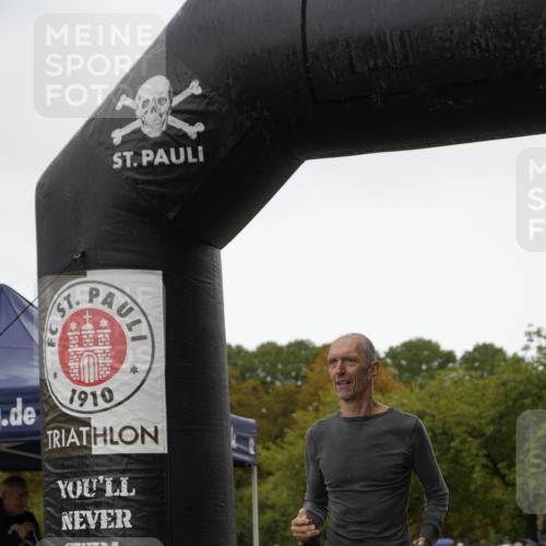 13.09.2026 - Stadtparktriathlon Patografie http://msf.ph/oto/10284784 13.09.2026 13:07:46 Ziel 844 meine-sportfotos.de