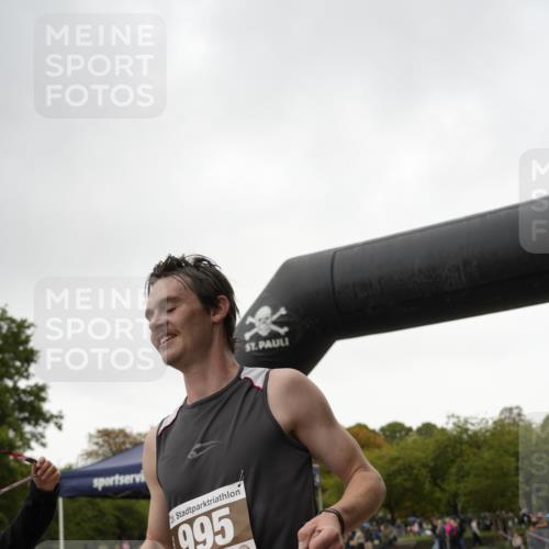 13.09.2026 - Stadtparktriathlon Patografie http://msf.ph/oto/10284828 13.09.2026 13:08:16 Ziel 995 meine-sportfotos.de