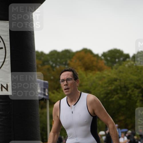 13.09.2026 - Stadtparktriathlon Patografie http://msf.ph/oto/10284839 13.09.2026 13:08:34 Ziel 987 meine-sportfotos.de