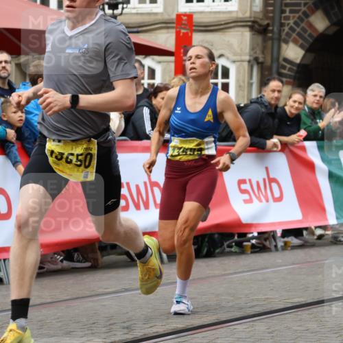 13.09.2026 - 21. swb-Marathon Bremen Strokosch-Dieckow http://msf.ph/oto/10284845 13.09.2026 10:33:00 Ziel 13524, 13550, 13599, 13622 meine-sportfotos.de