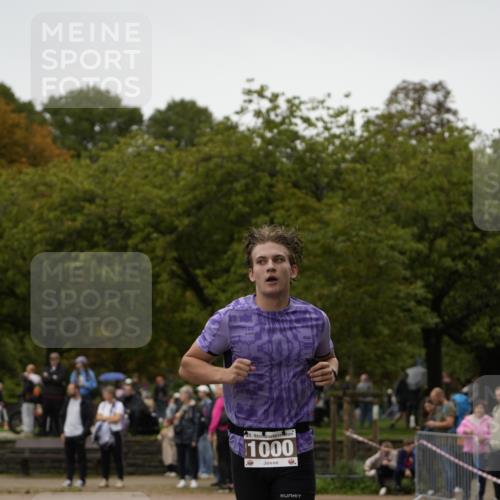 13.09.2026 - Stadtparktriathlon Patografie http://msf.ph/oto/10284867 13.09.2026 13:09:56 Ziel 1000 meine-sportfotos.de
