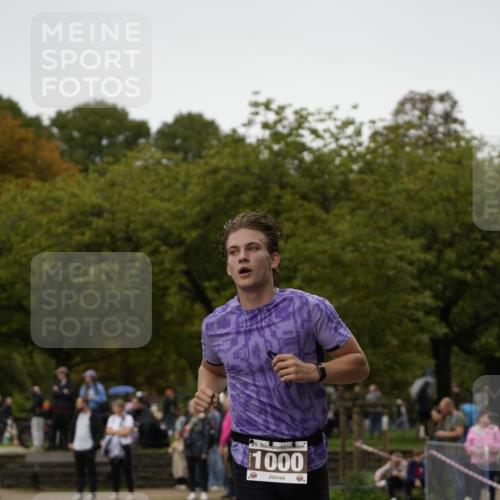 13.09.2026 - Stadtparktriathlon Patografie http://msf.ph/oto/10284872 13.09.2026 13:09:56 Ziel 1000 meine-sportfotos.de