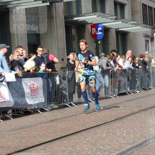 13.09.2026 - 21. swb-Marathon Bremen Strokosch-Dieckow http://msf.ph/oto/10284905 13.09.2026 10:37:25 Ziel 11083, 13535, 10502, 10961, 11619, 11854, 13568, 13608 meine-sportfotos.de