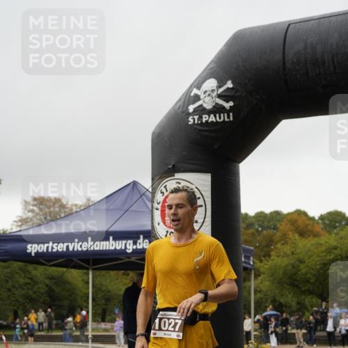13.09.2026 - Stadtparktriathlon Patografie http://msf.ph/oto/10284914 13.09.2026 13:10:29 Ziel 1027 meine-sportfotos.de