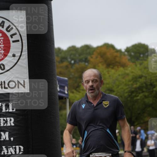 13.09.2026 - Stadtparktriathlon Patografie http://msf.ph/oto/10284926 13.09.2026 13:11:38 Ziel 1063 meine-sportfotos.de