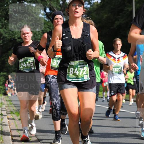 13.09.2026 - 21. swb-Marathon Bremen TobiasT http://msf.ph/oto/10284954 13.09.2026 12:10:48 Laufen 2445, 37, 8472, 21, 26, 8527 meine-sportfotos.de
