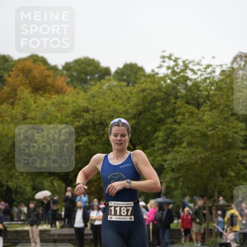 13.09.2026 - Stadtparktriathlon Patografie http://msf.ph/oto/10284959 13.09.2026 13:12:34 Ziel 1033, 1187 meine-sportfotos.de