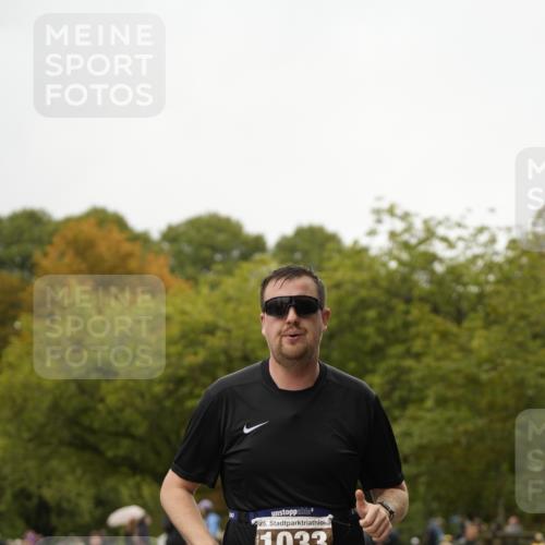 13.09.2026 - Stadtparktriathlon Patografie http://msf.ph/oto/10284978 13.09.2026 13:12:39 Ziel 1033, 1187 meine-sportfotos.de