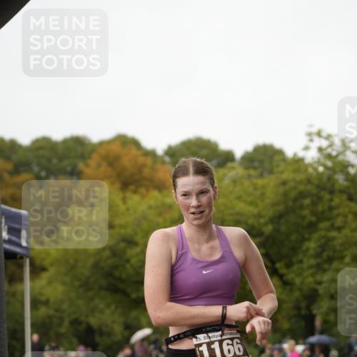 13.09.2026 - Stadtparktriathlon Patografie http://msf.ph/oto/10285011 13.09.2026 13:13:18 Ziel 1166 meine-sportfotos.de