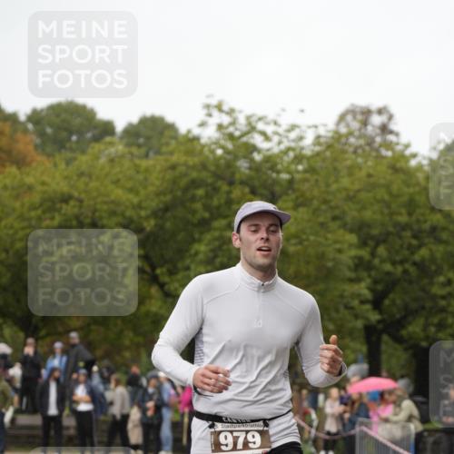 13.09.2026 - Stadtparktriathlon Patografie http://msf.ph/oto/10285052 13.09.2026 13:14:19 Ziel 979 meine-sportfotos.de