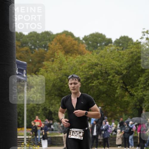 13.09.2026 - Stadtparktriathlon Patografie http://msf.ph/oto/10285055 13.09.2026 13:15:06 Ziel 1004 meine-sportfotos.de