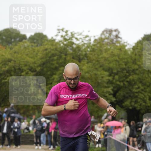 13.09.2026 - Stadtparktriathlon Patografie http://msf.ph/oto/10285066 13.09.2026 13:15:25 Ziel 954, 1111 meine-sportfotos.de