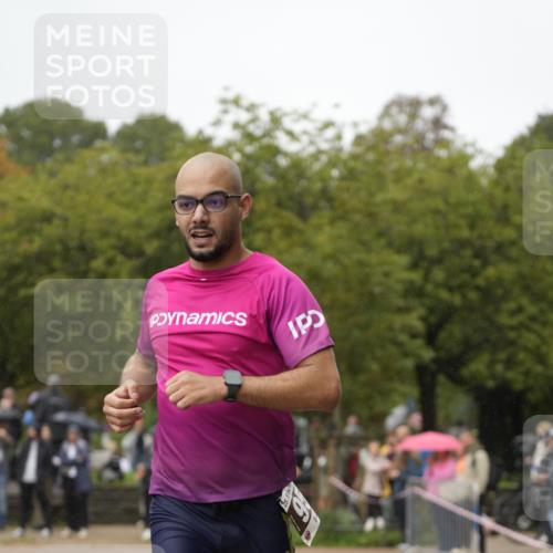 13.09.2026 - Stadtparktriathlon Patografie http://msf.ph/oto/10285068 13.09.2026 13:15:26 Ziel 954, 1111 meine-sportfotos.de