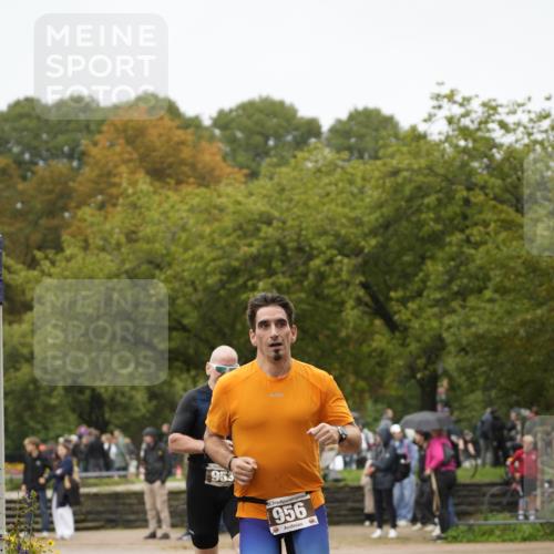 13.09.2026 - Stadtparktriathlon Patografie http://msf.ph/oto/10285097 13.09.2026 13:17:13 Ziel 953, 956 meine-sportfotos.de