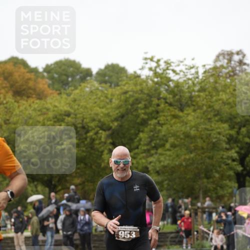 13.09.2026 - Stadtparktriathlon Patografie http://msf.ph/oto/10285105 13.09.2026 13:17:15 Ziel 953, 956 meine-sportfotos.de