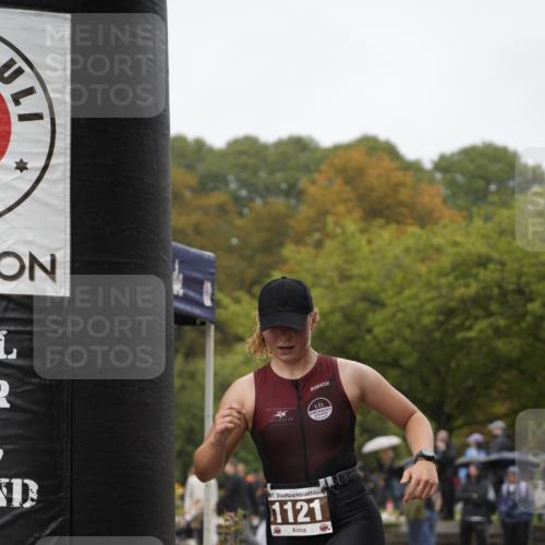13.09.2026 - Stadtparktriathlon Patografie http://msf.ph/oto/10285137 13.09.2026 13:17:56 Ziel 1121 meine-sportfotos.de