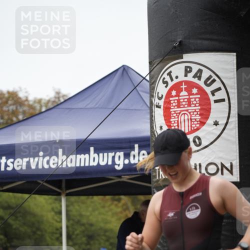 13.09.2026 - Stadtparktriathlon Patografie http://msf.ph/oto/10285140 13.09.2026 13:17:57 Ziel 1121 meine-sportfotos.de