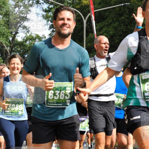 13.09.2026 - 21. swb-Marathon Bremen TobiasT http://msf.ph/oto/10285168 13.09.2026 12:11:16 Laufen 73089, 21, 25, 6363, 18, 6 meine-sportfotos.de