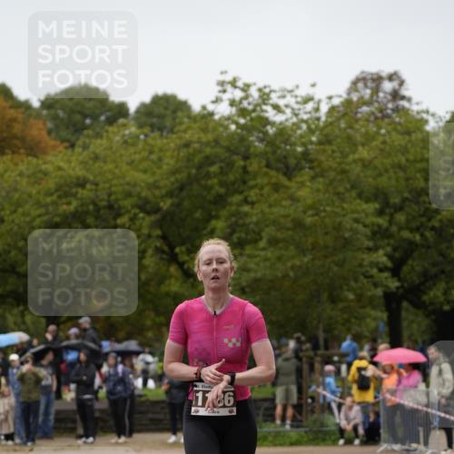 13.09.2026 - Stadtparktriathlon Patografie http://msf.ph/oto/10285184 13.09.2026 13:19:53 Ziel 1186 meine-sportfotos.de