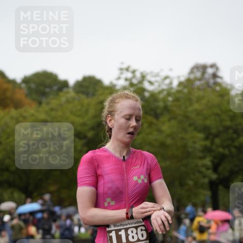 13.09.2026 - Stadtparktriathlon Patografie http://msf.ph/oto/10285191 13.09.2026 13:19:54 Ziel 1186 meine-sportfotos.de