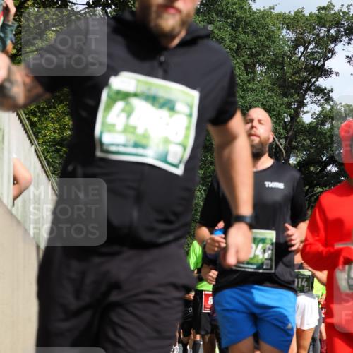 13.09.2026 - 21. swb-Marathon Bremen TobiasT http://msf.ph/oto/10285196 13.09.2026 12:11:23 Laufen  meine-sportfotos.de