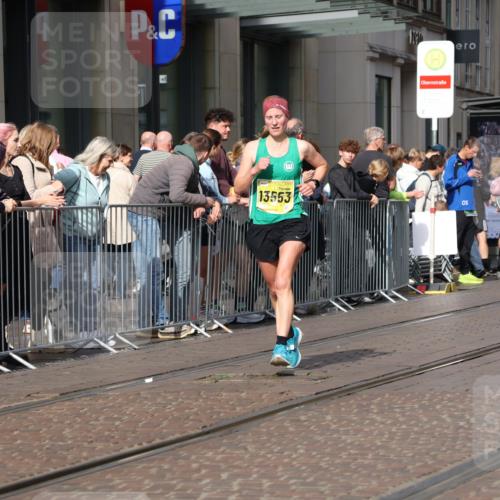 13.09.2026 - 21. swb-Marathon Bremen Strokosch-Dieckow http://msf.ph/oto/10285214 13.09.2026 10:38:13 Ziel 10441, 12370, 13507, 13539, 13553, 10302, 11083, 11142, 12538, 13551, 13553, 13559, 13584, 13587, 13636 meine-sportfotos.de
