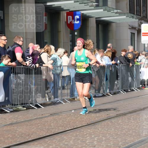 13.09.2026 - 21. swb-Marathon Bremen Strokosch-Dieckow http://msf.ph/oto/10285224 13.09.2026 10:38:13 Ziel 10441, 12370, 13507, 13539, 13553, 10302, 11083, 11142, 12538, 13551, 13553, 13559, 13584, 13587, 13636 meine-sportfotos.de