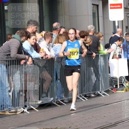13.09.2026 - 21. swb-Marathon Bremen Strokosch-Dieckow http://msf.ph/oto/10285266 13.09.2026 10:38:23 Ziel 10441, 10926, 11127, 12370, 13507, 13539, 10302, 11142, 13551, 13553, 13559, 13584, 13587, 13636 meine-sportfotos.de