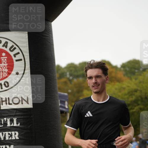 13.09.2026 - Stadtparktriathlon Patografie http://msf.ph/oto/10285272 13.09.2026 13:22:39 Ziel 1031 meine-sportfotos.de