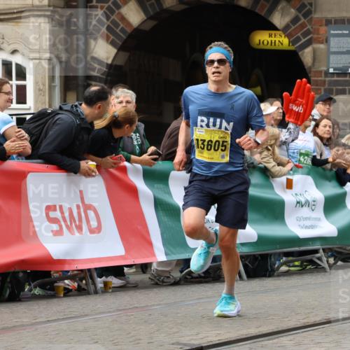 13.09.2026 - 21. swb-Marathon Bremen Strokosch-Dieckow http://msf.ph/oto/10285288 13.09.2026 10:34:22 Ziel 10797, 13605, 10818, 11418, 13637 meine-sportfotos.de