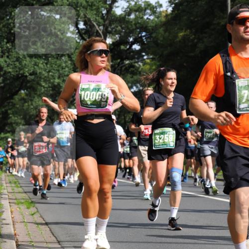 13.09.2026 - 21. swb-Marathon Bremen TobiasT http://msf.ph/oto/10285300 13.09.2026 12:11:53 Laufen 1536, 10009, 253, 3259, 7982, 7, 21 meine-sportfotos.de