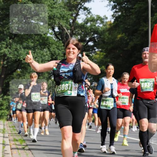 13.09.2026 - 21. swb-Marathon Bremen TobiasT http://msf.ph/oto/10285307 13.09.2026 12:12:01 Laufen 7877, 13081, 13131, 8811, 8930 meine-sportfotos.de