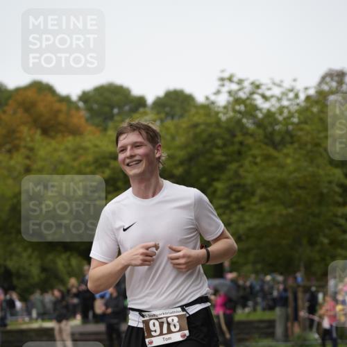 13.09.2026 - Stadtparktriathlon Patografie http://msf.ph/oto/10285316 13.09.2026 13:23:28 Ziel 938, 978 meine-sportfotos.de