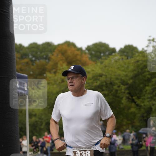 13.09.2026 - Stadtparktriathlon Patografie http://msf.ph/oto/10285325 13.09.2026 13:23:35 Ziel 932, 938 meine-sportfotos.de