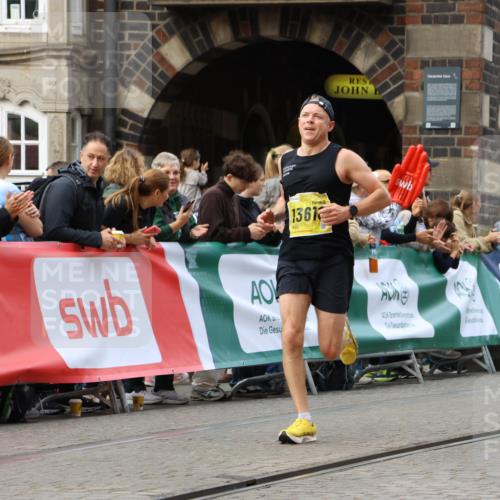 13.09.2026 - 21. swb-Marathon Bremen Strokosch-Dieckow http://msf.ph/oto/10285332 13.09.2026 10:34:27 Ziel 13605, 13610, 10818, 13637 meine-sportfotos.de