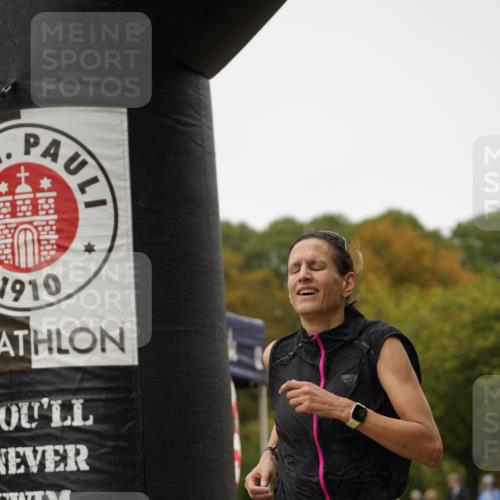 13.09.2026 - Stadtparktriathlon Patografie http://msf.ph/oto/10285355 13.09.2026 13:23:51 Ziel 1106 meine-sportfotos.de