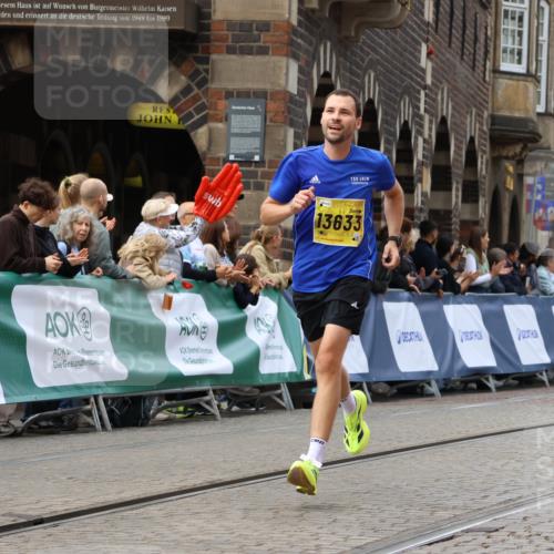 13.09.2026 - 21. swb-Marathon Bremen Strokosch-Dieckow http://msf.ph/oto/10285397 13.09.2026 10:34:29 Ziel 13605, 13610, 13633, 10818, 12540, 13637 meine-sportfotos.de