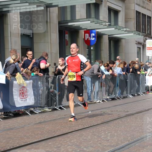 13.09.2026 - 21. swb-Marathon Bremen Strokosch-Dieckow http://msf.ph/oto/10285401 13.09.2026 10:38:38 Ziel 10782, 10926, 11127, 11338, 12003, 10441, 12370, 13507, 13539, 13553 meine-sportfotos.de