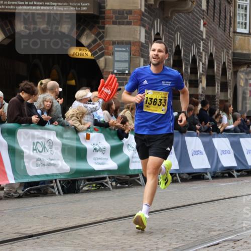 13.09.2026 - 21. swb-Marathon Bremen Strokosch-Dieckow http://msf.ph/oto/10285404 13.09.2026 10:34:29 Ziel 13605, 13610, 13633, 10818, 12540, 13637 meine-sportfotos.de