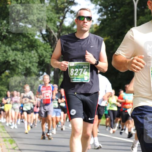 13.09.2026 - 21. swb-Marathon Bremen TobiasT http://msf.ph/oto/10285446 13.09.2026 12:12:35 Laufen 1734, 8274 meine-sportfotos.de