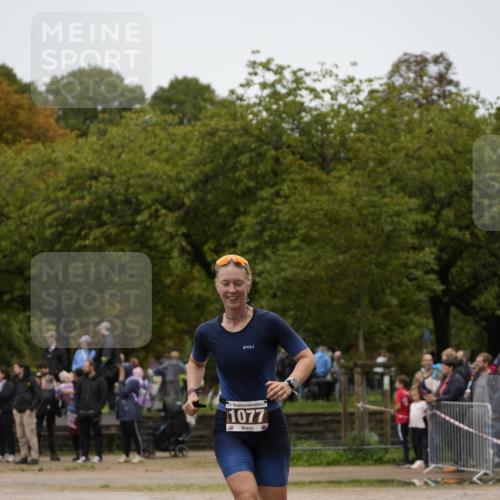 13.09.2026 - Stadtparktriathlon Patografie http://msf.ph/oto/10285452 13.09.2026 13:25:51 Ziel 1077 meine-sportfotos.de