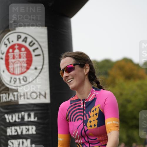 13.09.2026 - Stadtparktriathlon Patografie http://msf.ph/oto/10285513 13.09.2026 13:26:32 Ziel 1096, 1132 meine-sportfotos.de