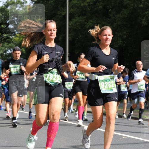 13.09.2026 - 21. swb-Marathon Bremen TobiasT http://msf.ph/oto/10285527 13.09.2026 12:13:03 Laufen 8163, 5094, 9282, 362 meine-sportfotos.de