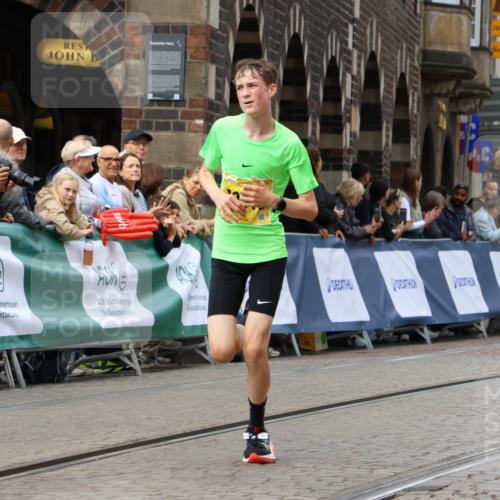 13.09.2026 - 21. swb-Marathon Bremen Strokosch-Dieckow http://msf.ph/oto/10285556 13.09.2026 10:34:49 Ziel 10818, 11418, 13633, 13637, 11197, 11964, 13588, 13601, 13625 meine-sportfotos.de