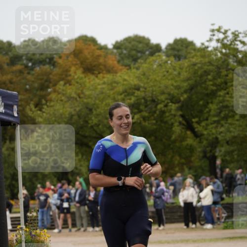 13.09.2026 - Stadtparktriathlon Patografie http://msf.ph/oto/10285577 13.09.2026 13:27:45 Ziel 1088, 1181 meine-sportfotos.de