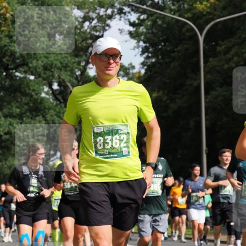 13.09.2026 - 21. swb-Marathon Bremen TobiasT http://msf.ph/oto/10285583 13.09.2026 12:13:28 Laufen 364, 8362, 2026, 40, 869 meine-sportfotos.de