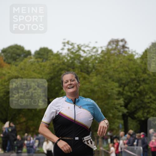 13.09.2026 - Stadtparktriathlon Patografie http://msf.ph/oto/10285600 13.09.2026 13:27:56 Ziel 1088, 1177 meine-sportfotos.de
