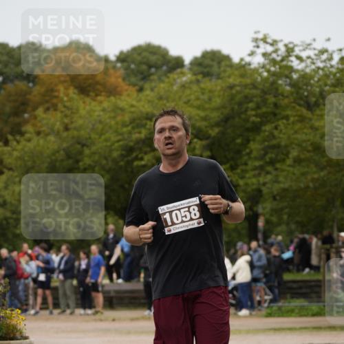 13.09.2026 - Stadtparktriathlon Patografie http://msf.ph/oto/10285624 13.09.2026 13:28:11 Ziel 1058, 1089 meine-sportfotos.de