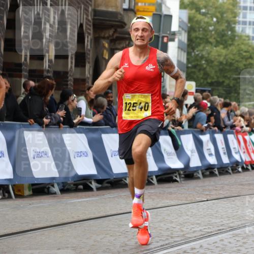 13.09.2026 - 21. swb-Marathon Bremen Strokosch-Dieckow http://msf.ph/oto/10285641 13.09.2026 10:34:56 Ziel 10818, 12413, 12540, 13637, 10261, 10262, 13505, 13560, 13625 meine-sportfotos.de